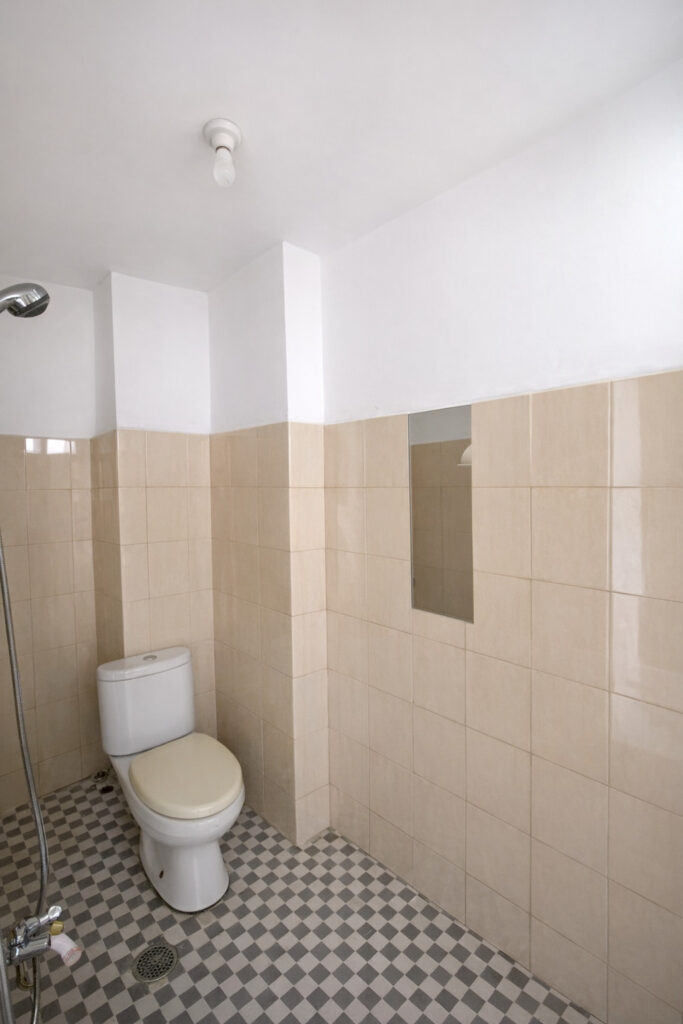 WhatsApp Image 2026-04-08 at 22.14.01 (1)